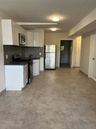 Main picture of 58 Steuben St