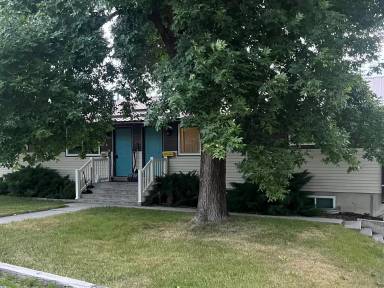 Main picture of 175 N State St