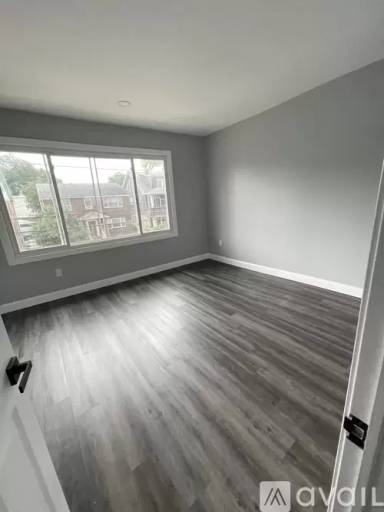 Main picture of 97 N 13th St