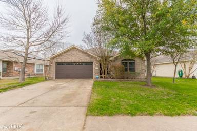 Main picture of 228 Chandler Crossing Trl