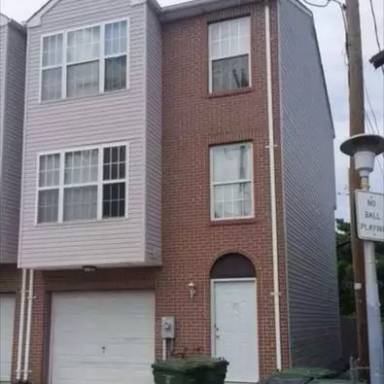 Main picture of 2207 Brunt St
