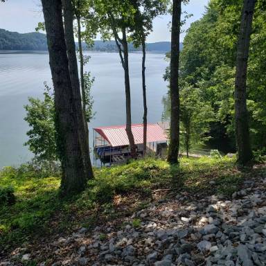 Main picture of 416 De Armond Rd