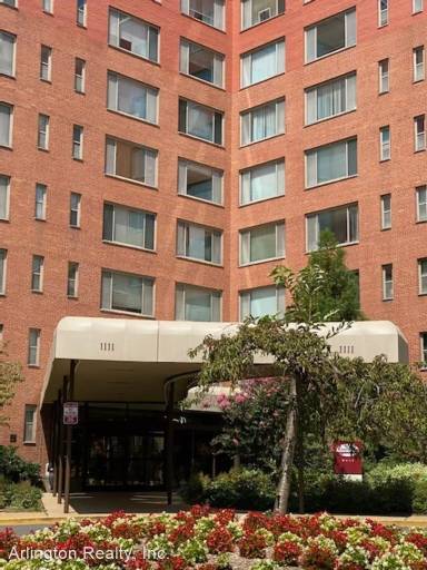 Main picture of River Place