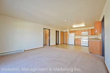 Main picture of Paramount at the Bluffs Apartments