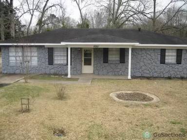 Main picture of 5051 Washington Blvd