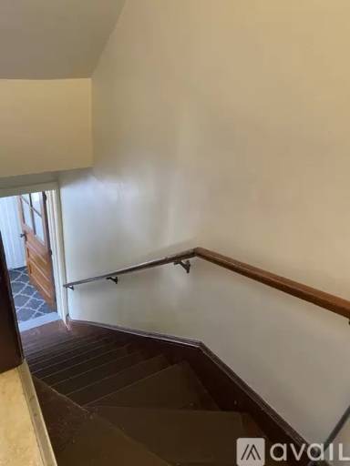 Main picture of 162 Red Mountain Ave