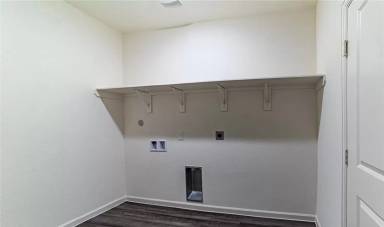 Main picture of 4815 Highland Springs Dr