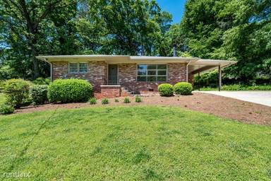 Main picture of 3840 Hillcrest Dr SE