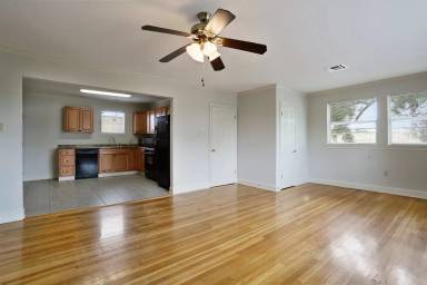 Main picture of 6134 Orleans Ave