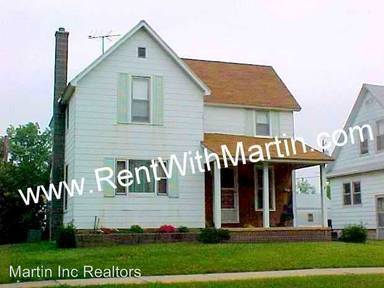 Main picture of 748 Riehl St