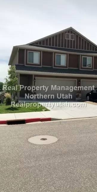 Main picture of 1804 E Whitetail Dr