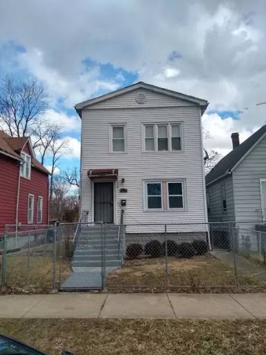 Main picture of 10623 S Perry Ave