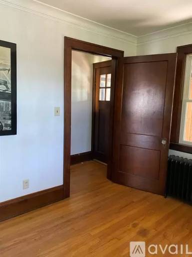 Main picture of 1543 Grand Ave