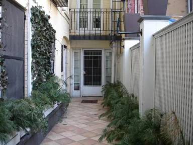 Main picture of 107 Waverly Pl