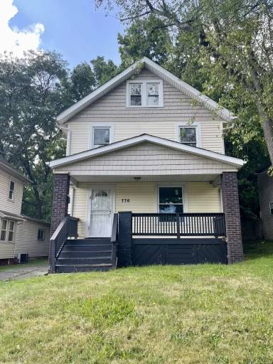 Main picture of 776 Bellevue Ave