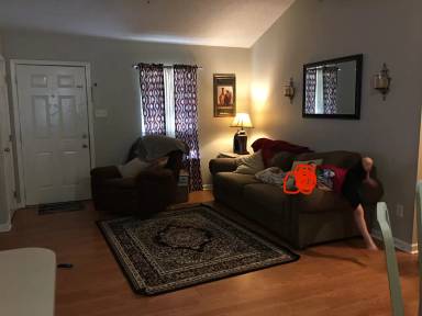 Main picture of 21 Meadow Cir