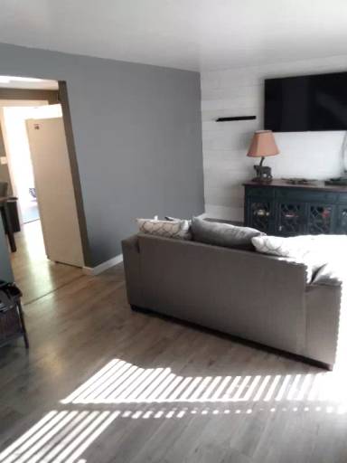 Main picture of 1064 N Nayon Dr
