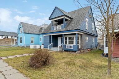 Main picture of 2305 W Broadway Ave