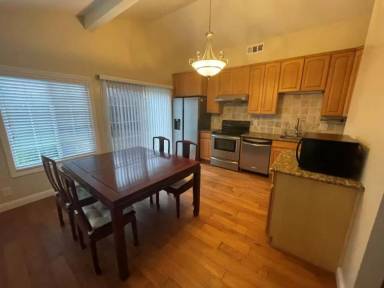Main picture of 5197 Bolton Pl
