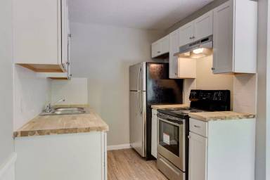 Main picture of 2322 S I St