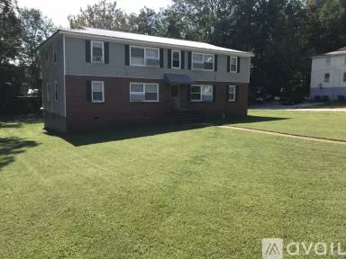 Main picture of 18 W Meadowbrook Dr