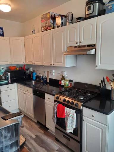 Main picture of 120 Brainerd Rd & 264 Kelton St