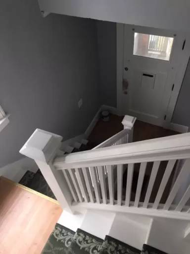 Main picture of 908 Dewey Ave