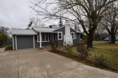 Main picture of 2395 Tyrolean Way