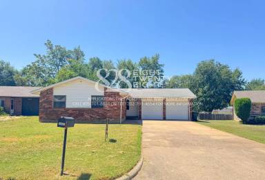 Main picture of 1201 Lauren Ln