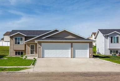 Main picture of 3813 Amari Loop NW