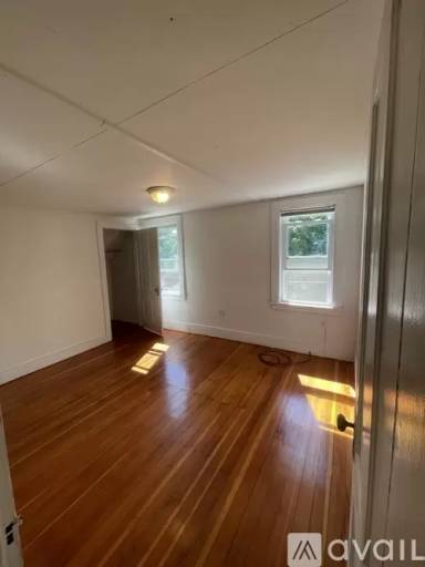 Main picture of 45 Reservoir Rd