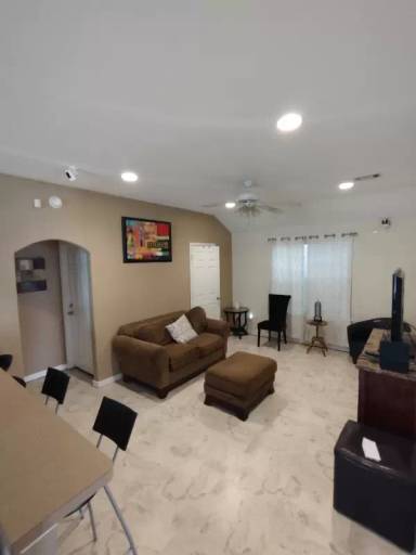 Main picture of 16502 Eastchase