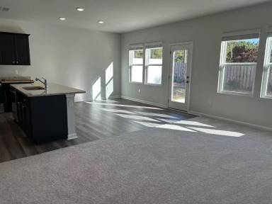 Main picture of 882 McKenzie Park Ter
