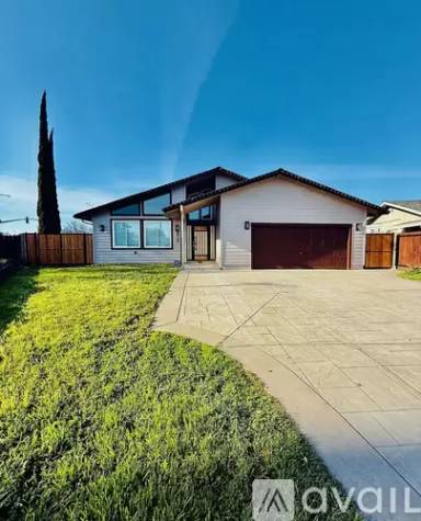 Main picture of 829 Cambridge Dr