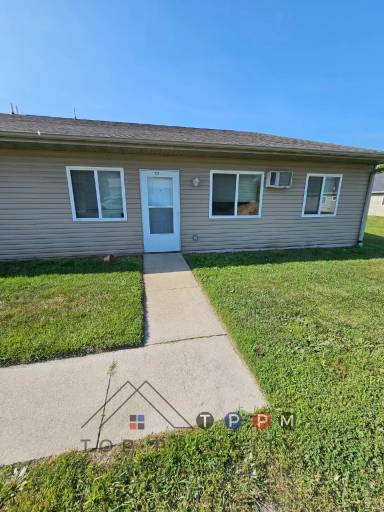 Main picture of 521 East St