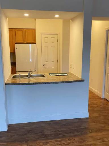 Main picture of 260 Perimeter Dr