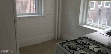 Main picture of 120 Warren St