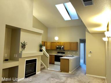 Main picture of 2850 W Centennial Dr