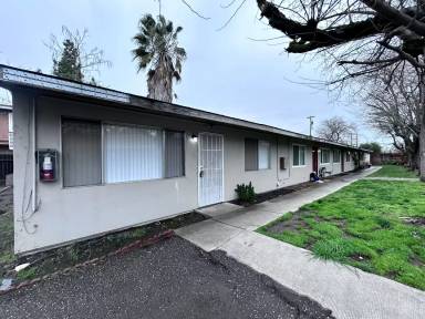 Main picture of 1448 Hood Rd