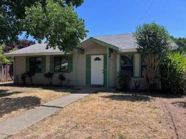 Main picture of 4345 73rd St