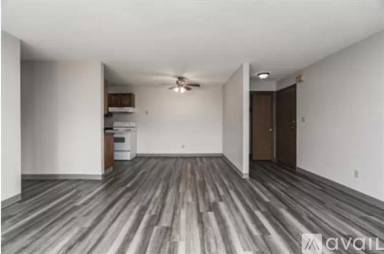 Main picture of 1510 Spyglass Hl NE