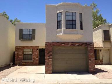 Main picture of 820 W University Dr Apartments