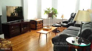 Main picture of 6521 N Greenview Ave