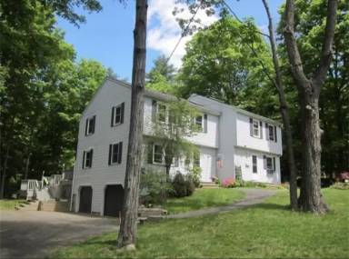 Main picture of 140 Concord St