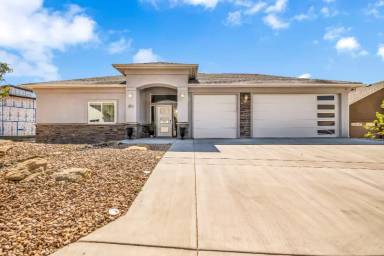 Main picture of 353 Aiguille Dr