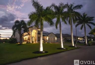 Main picture of 4114 SW 22nd Ct