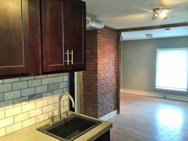 Main picture of 1034 Murray Hill Ave