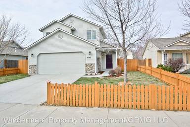 Main picture of 3245 S Capistrano Ave