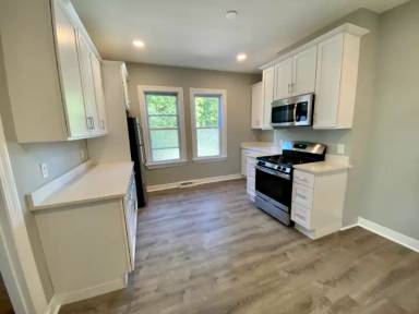Main picture of 16 Rossmore Rd