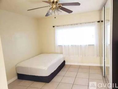 Main picture of 646 Brady Ave